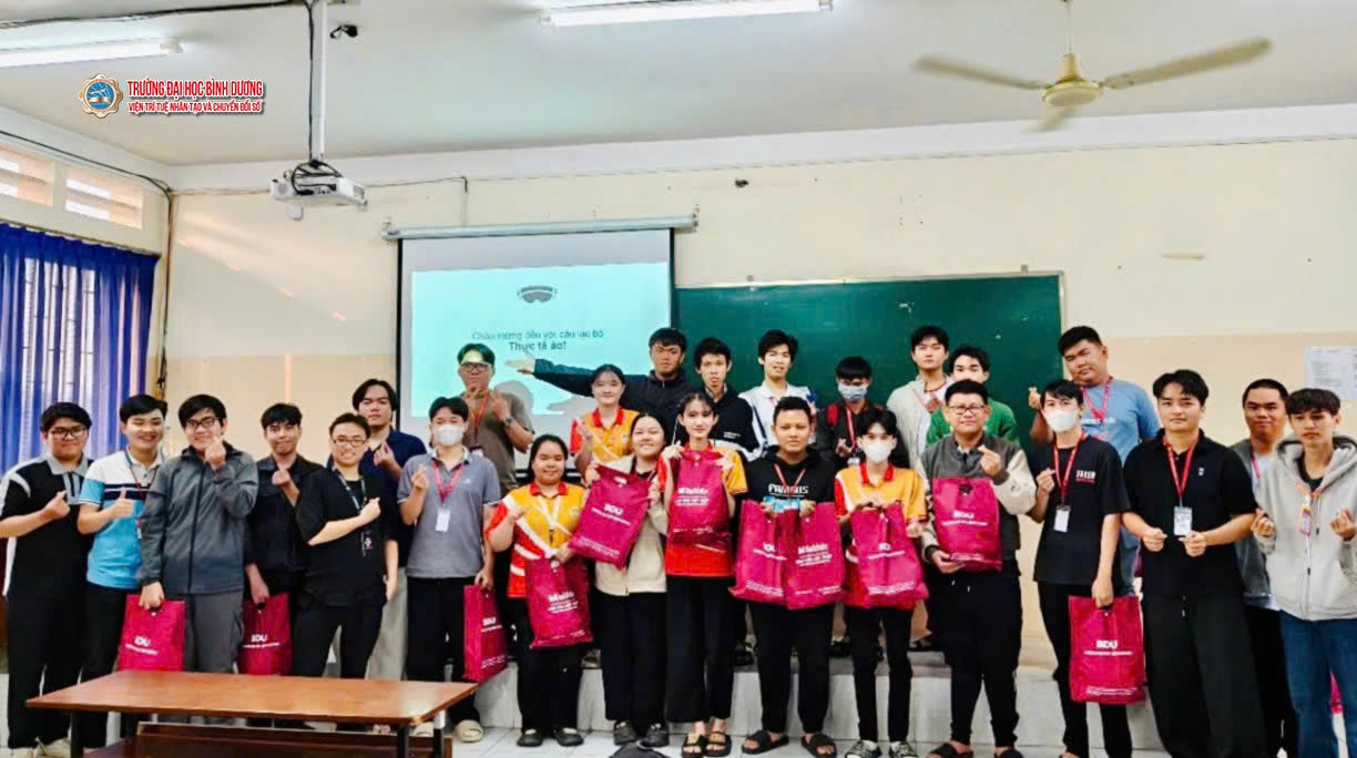 TOÀN CẢNH WORKSHOP: "KHÁM PHÁ LĨNH VỰC CÔNG NGHỆ CHỦ LỰC" – HÀNH TRÌNH CHẠM VÀO TƯƠNG LAI SỐ